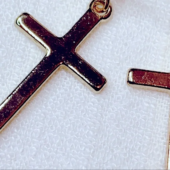 ❣️$25/3❣️ Gold Plated Dangle Cross Earrings - Picture 5 of 9